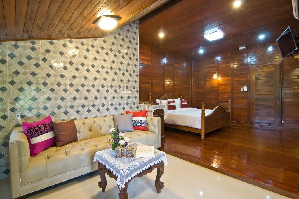 Bueng Bua Thong Resort Ban Huai Yai Quarto foto